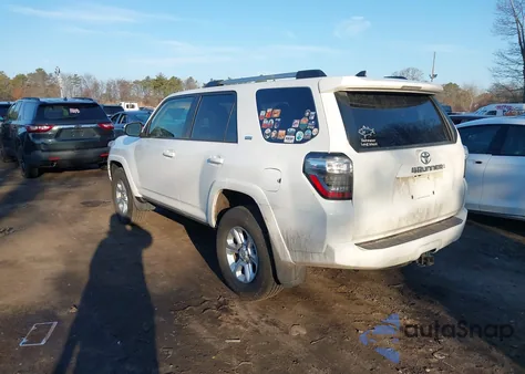 2020 Toyota 4Runner Sr5 Premium z USA, uszkodzony, nr VIN JTEBU5JR7L5819808